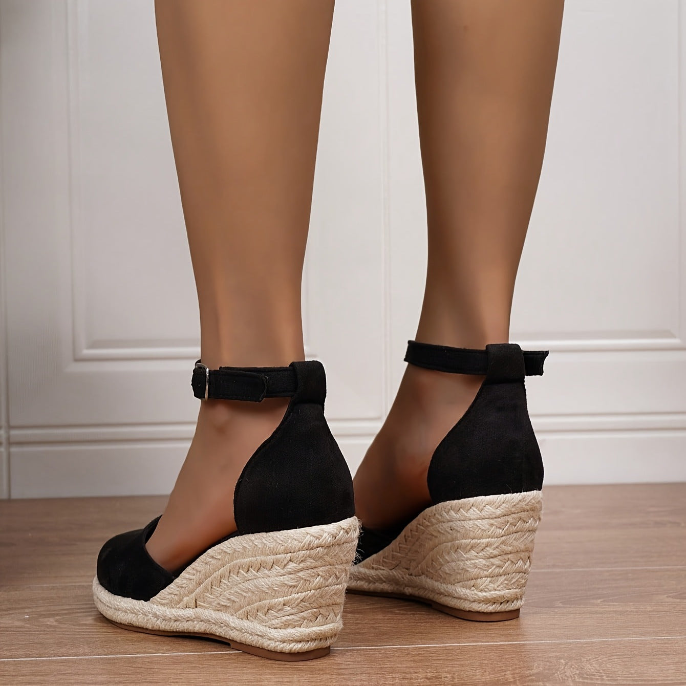 Espadryle na Koturnie Damskie – Nude Zamszowe Zakryte Palce