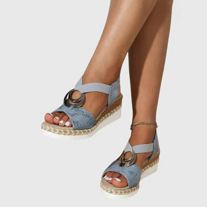 Espadryle na Koturnie Damskie – Pudrowy Róż Metaliczny Pasek