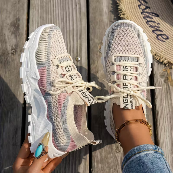 Sneakersy damskie na platformie – siateczka, sznurowane, dad-style