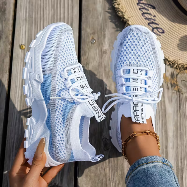 Sneakersy damskie na platformie – siateczka, sznurowane, dad-style