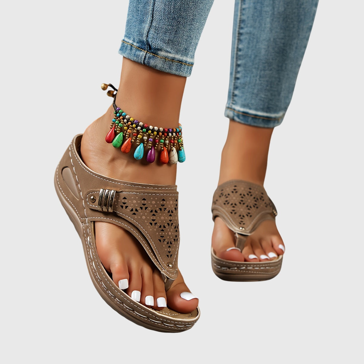 Momount Damskie Japonki na Koturnie – Skóra Wycięcia Laserowe Wsuwane Pasek Międzypalcowy Niski Obcas