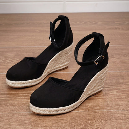 Espadryle na Koturnie Damskie – Nude Zamszowe Zakryte Palce
