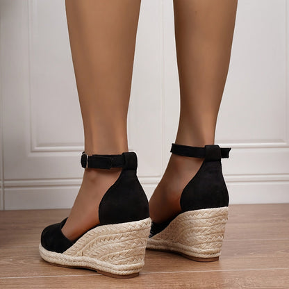 Espadryle na Koturnie Damskie – Nude Zamszowe Zakryte Palce