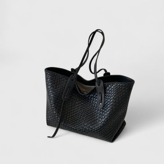 Momount Women Tote Bag