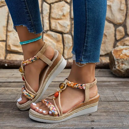 Espadryle na Koturnie Damskie – Boho Plecione z Koralikami i Cyrkoniami