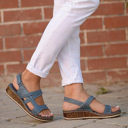 Sandały na Koturnie Damskie – Brązowe Skórzane Peep-Toe Letnie