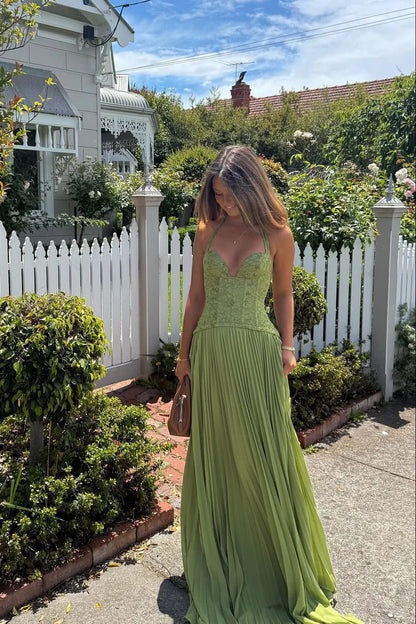 Cosima | Sukienka Maxi Elegancka Satynowa Jedno Ramię Peleryna Bez Rękawów Wieczorowa