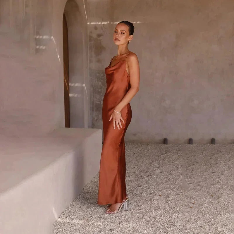 Calliope | Sukienka Maxi Elegancka Satynowa Dekolt Kopertowy Slip Cięcie Skosem Wieczorowa