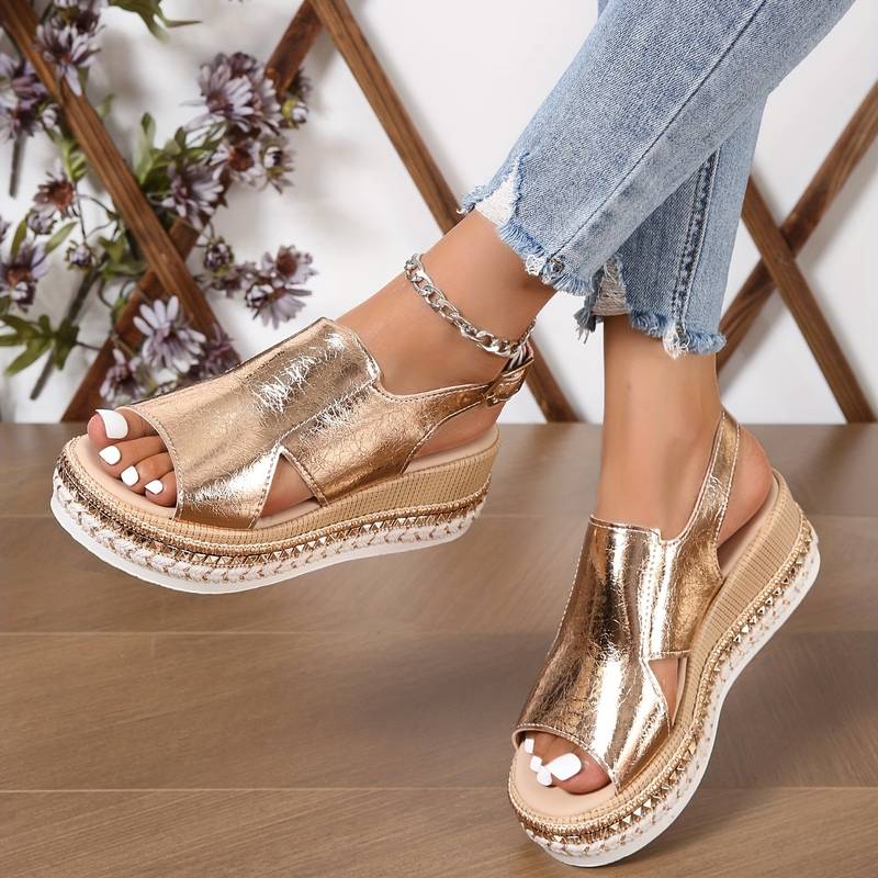 Sandały Damskie Belcantara – Srebrne Metaliczne Platformy Slip On